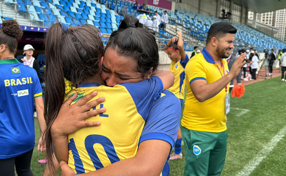 Equipe feminina de futebol do Tocantins goleia a Nigéria e segue para a semifinal no Campeonato Mundial Escolar