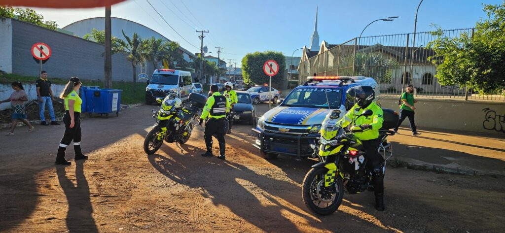 PM e ATTM realizam Operação conjunta "Segurança e Educação no Trânsito" em Palmas