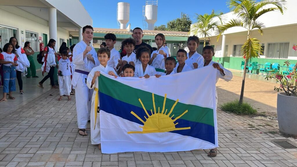 Com apoio da Prefeitura de Lagoa da Confusão, atletas lagoenses encerram participação na 4ª Copa Brasil de Karatê com 23 medalhas