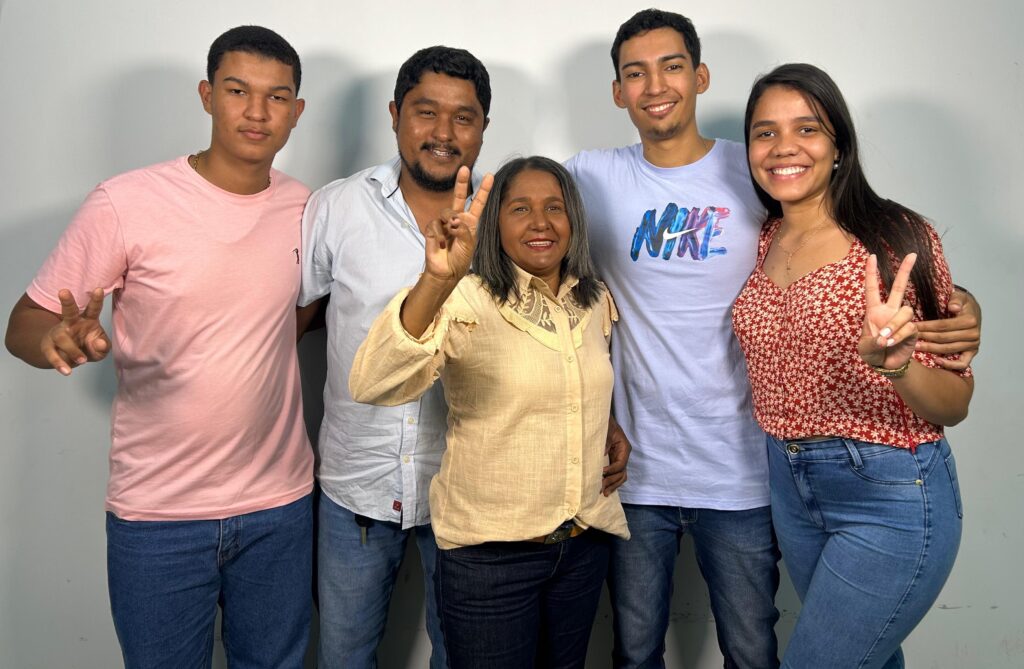 Convenção do Republicanos confirma pré-candidatura de Eva do Celso para vereadora de Santa Rita do Tocantins