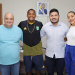 Governo do Tocantins recebe atleta olímpico Jacky Goldmann para discussões sobre canoagem no Estado