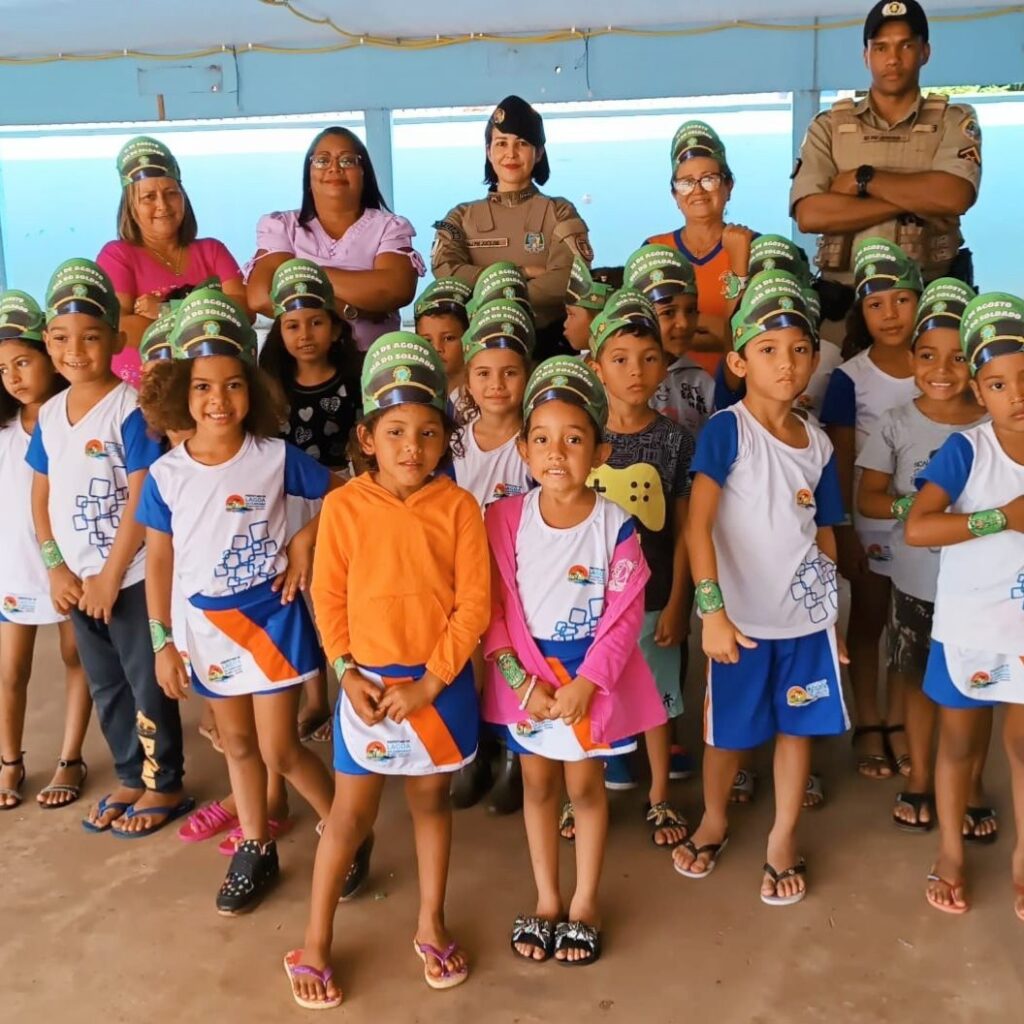 Policiais Militares celebram Dia do Soldado com crianças da Creche Mãe Josefa em Lagoa da Confusão