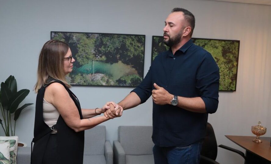 Deputada Estadual Cláudia Lélis declara apoio à pré-candidatura de Léo Matos em Lagoa da Confusão