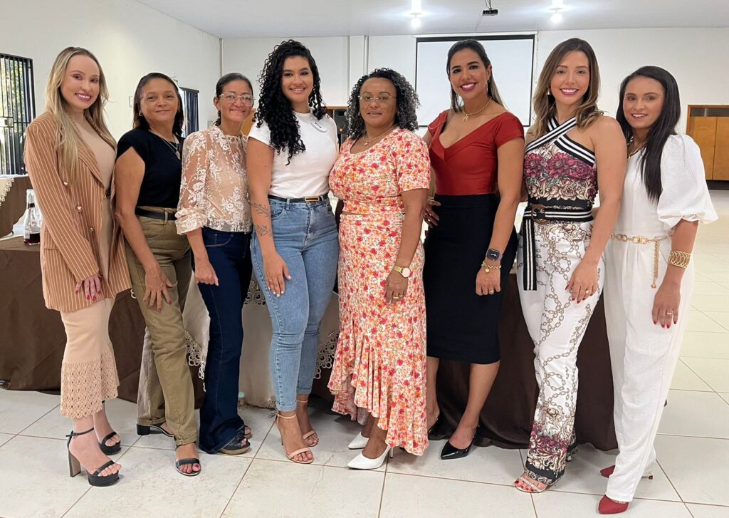 Emanuella Lima Nascimento representará Lagoa da Confusão no Concurso Miss Feneva 2024