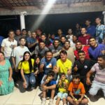 Prefeito Thiago Lagoense e candidato a vereador Professor Paulinho dialogam com jovens sobre esportes radicais