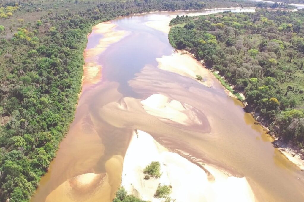 Justiça determina suspensão de atividades de captação de água em Lagoa da Confusão