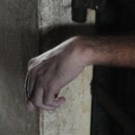 Homem que tentou matar enteada a golpes de facão é condenado a 5 anos de reclusão