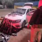 Mais de 30 armas de fogo são encontradas em porta-malas de carro na BR-153