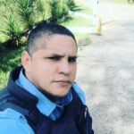 Fábio Lopes de Queiroz Castro foi morto a tiros em carreata política após discussão entre dois grupos que apoiavam candidatos opostos, conforme a Polícia Militar