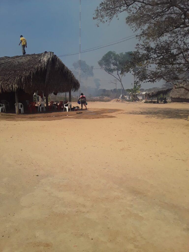 Incêndio atinge Aldeia Catàmjê do Povo Krahô-Kanela em Lagoa da Confusão e destrói casas e escola