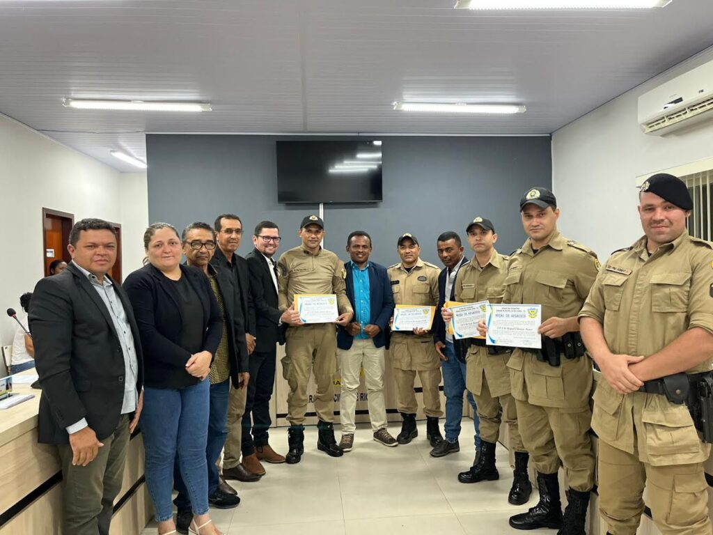 Câmara de Rio Sono homenageia Policiais Militares por apreensão de quase meia tonelada de cocaína