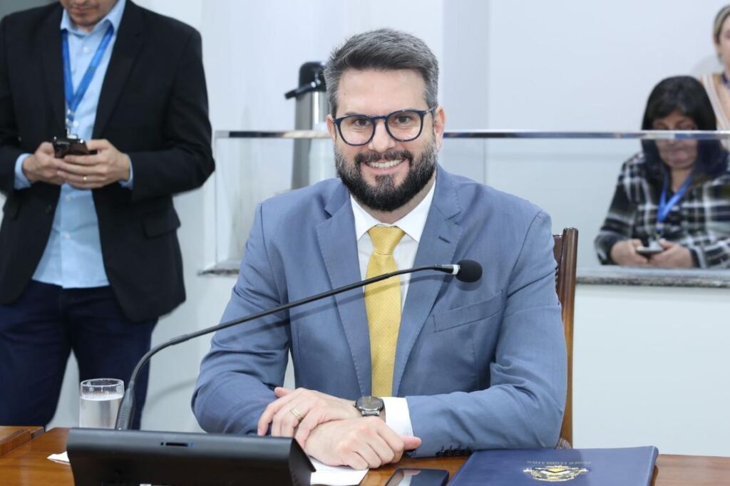 Escola Estadual Rio Sono é renomeada para homenagear professora Aldeny de Castro Alexandre