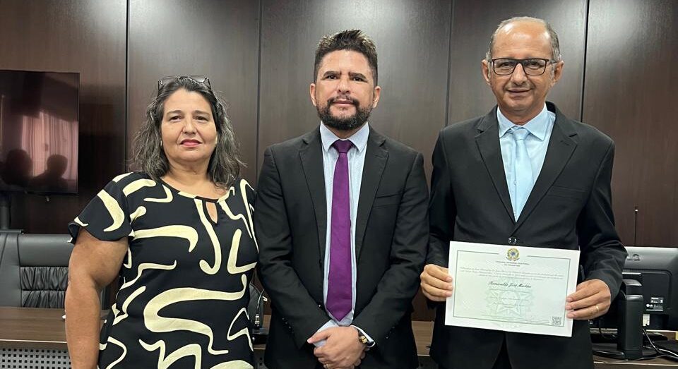Vereador eleito Romivaldo José Martins é diplomado pela Justiça Eleitoral de Cristalândia
