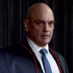 Alexandre de Moraes propõe pena de 17 anos para réu do 8 de Janeiro que sentou na cadeira do STF: "Caráter violento e premeditado", afirma ministro