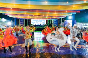 Com shows, quadrilhas e emoção, 1ª noite do 4º Arraiá no Paraíso celebra cultura junina e reúne famílias em clima de festa
