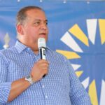 Senador Eduardo Gomes anuncia R$ 5 milhões para recuperação de estradas vicinais durante evento em Paranã