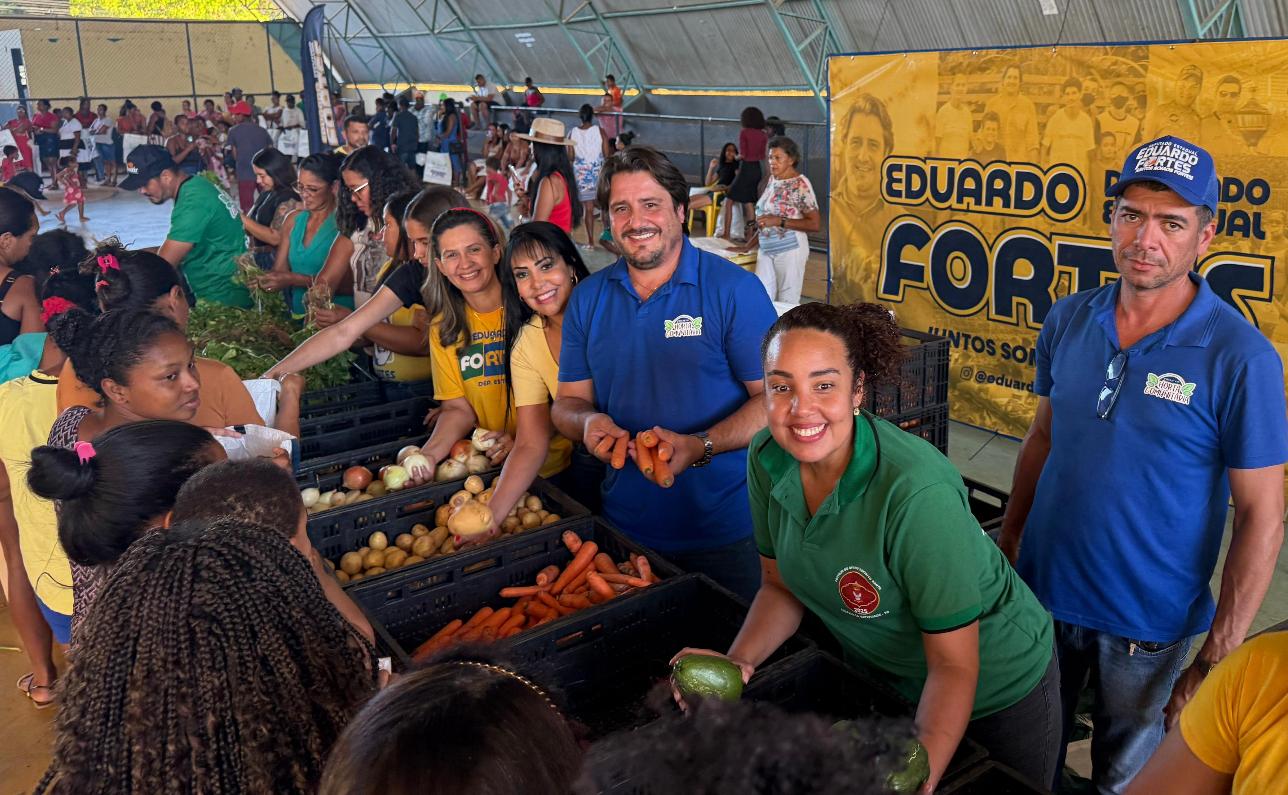 Deputado Eduardo Fortes entrega 2,5 toneladas de alimentos para mais de 500 famílias em Santa Rosa do Tocantins