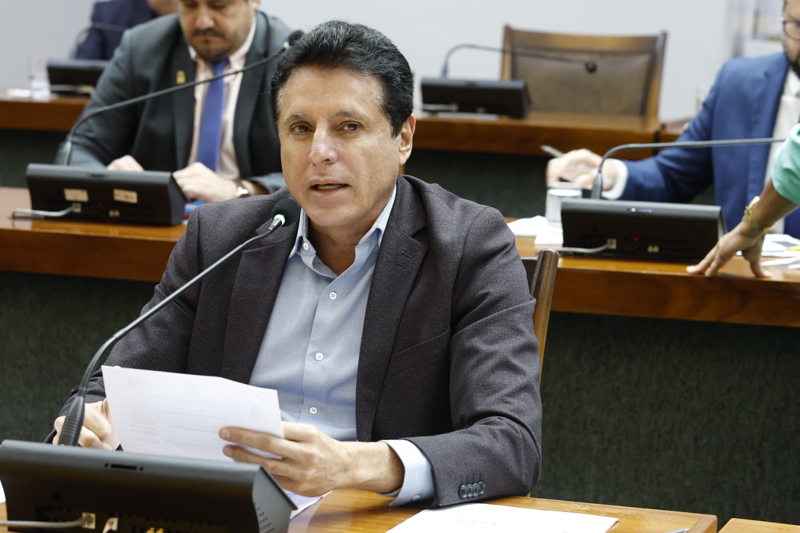 Nilton Franco cobra retomada de obras no Hospital Regional de Paraíso e melhorias na saúde e educação do Vale do Araguaia