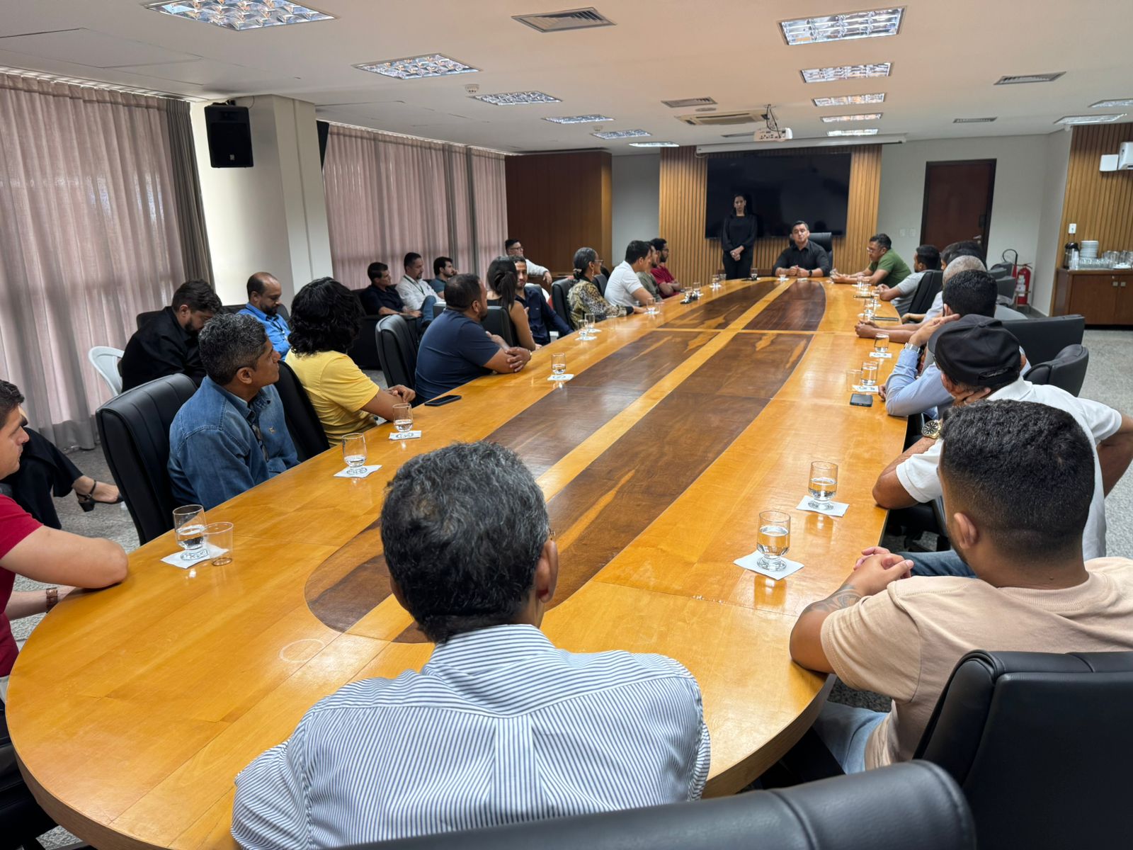 Deputado Dr. Danilo Alencar promove café da manhã com líderes comunitários de Palmas para ouvir demandas locais