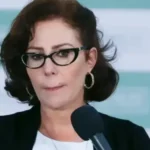 Após condenação, deputada Carla Zambelli deixa o Brasil e fixa residência na Europa