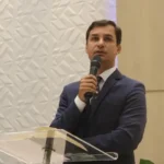 Carlos Velozo assume como prefeito em exercício de Palmas após prisão de Eduardo Siqueira Campos
