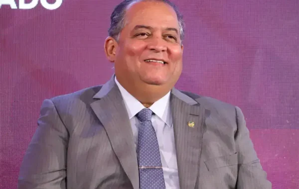 Senador Eduardo Gomes garante R$ 3,4 milhões para a saúde pública de Colinas do Tocantins, prefeito Kasarin comemora conquista
