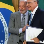 Lula assina decreto que regulamenta Lei da Reciprocidade Comercial como resposta à tarifa dos EUA
