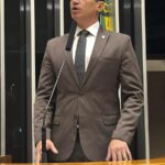 Deputado Alexandre Guimarães denuncia “ditadura da toga” e defende geração de empregos como verdadeiro programa social