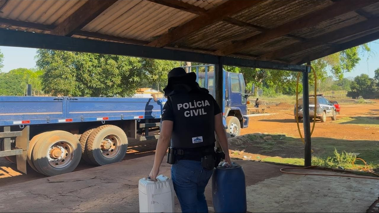 Polícia Civil deflagra operação contra furto de gado e comércio ilegal de combustíveis e agrotóxicos em Araguatins