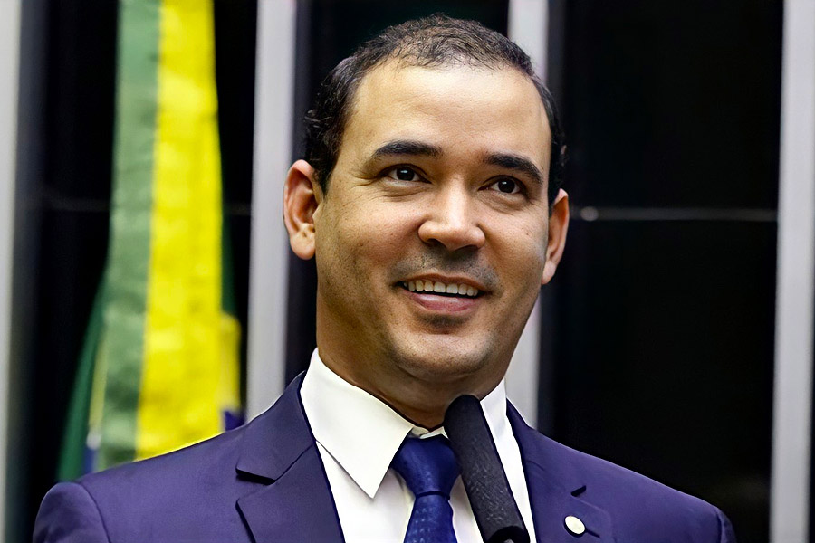 Vicentinho Jr. reafirma pré-candidatura ao Senado e diz que só recua para disputar o Governo