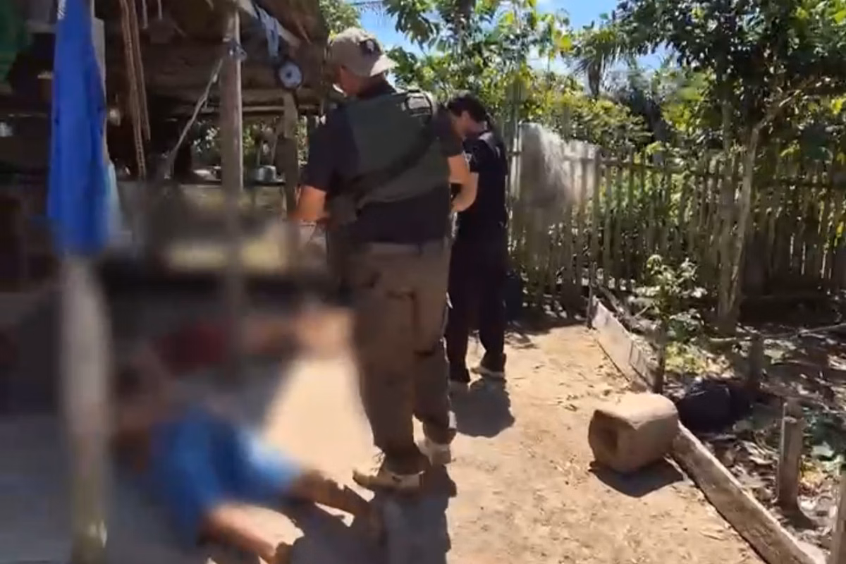 Menina é dopada e estuprada por três homens ao voltar a pé da escola