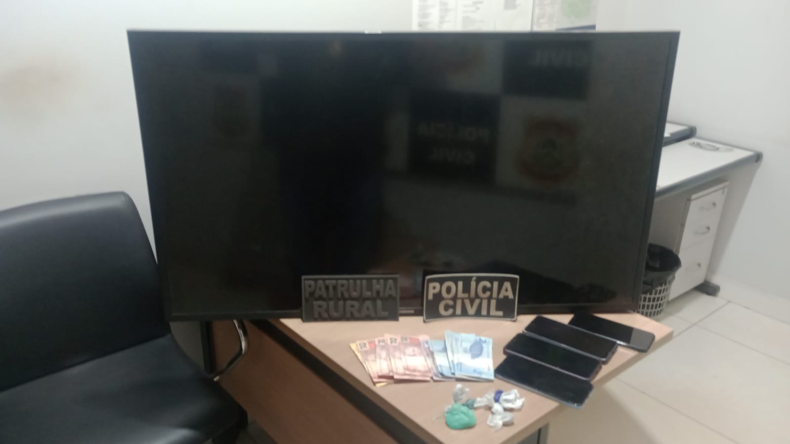 Homem é preso em flagrante por tráfico de drogas e receptação dolosa durante operação policial em Gurupi