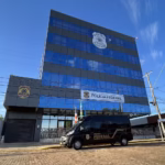 PF cumpre mandado em Palmas contra mulher investigada por compartilhar conteúdo sexual do próprio filho na internet