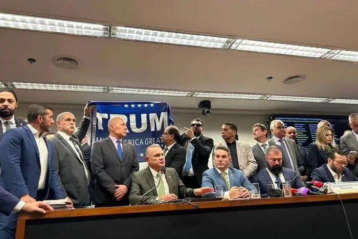 Eli Borges e a vergonha de um bolsonarismo ajoelhado aos interesses dos Estados Unidos