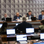 CPMI do INSS inicia trabalhos com clima de confronto e lista extensa de convocações