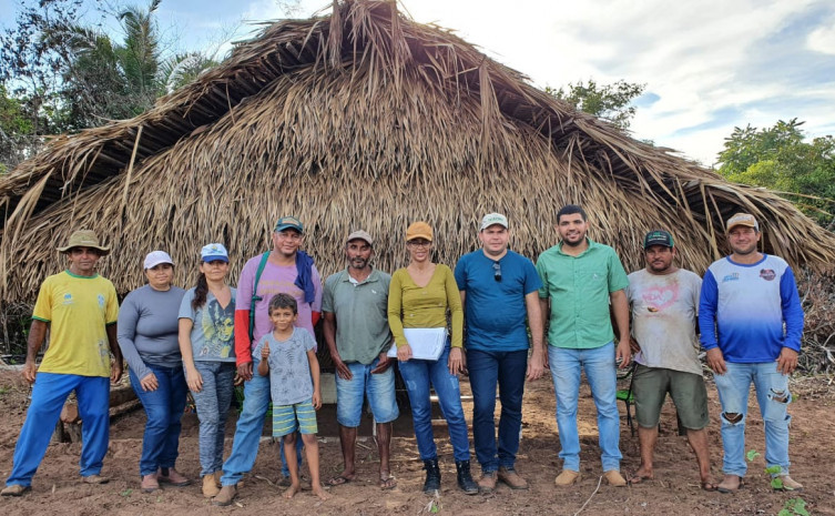 Governo do Tocantins entrega contratos do Programa Nacional de Crédito Fundiário a agricultores familiares em Recursolândia e Wanderlândia