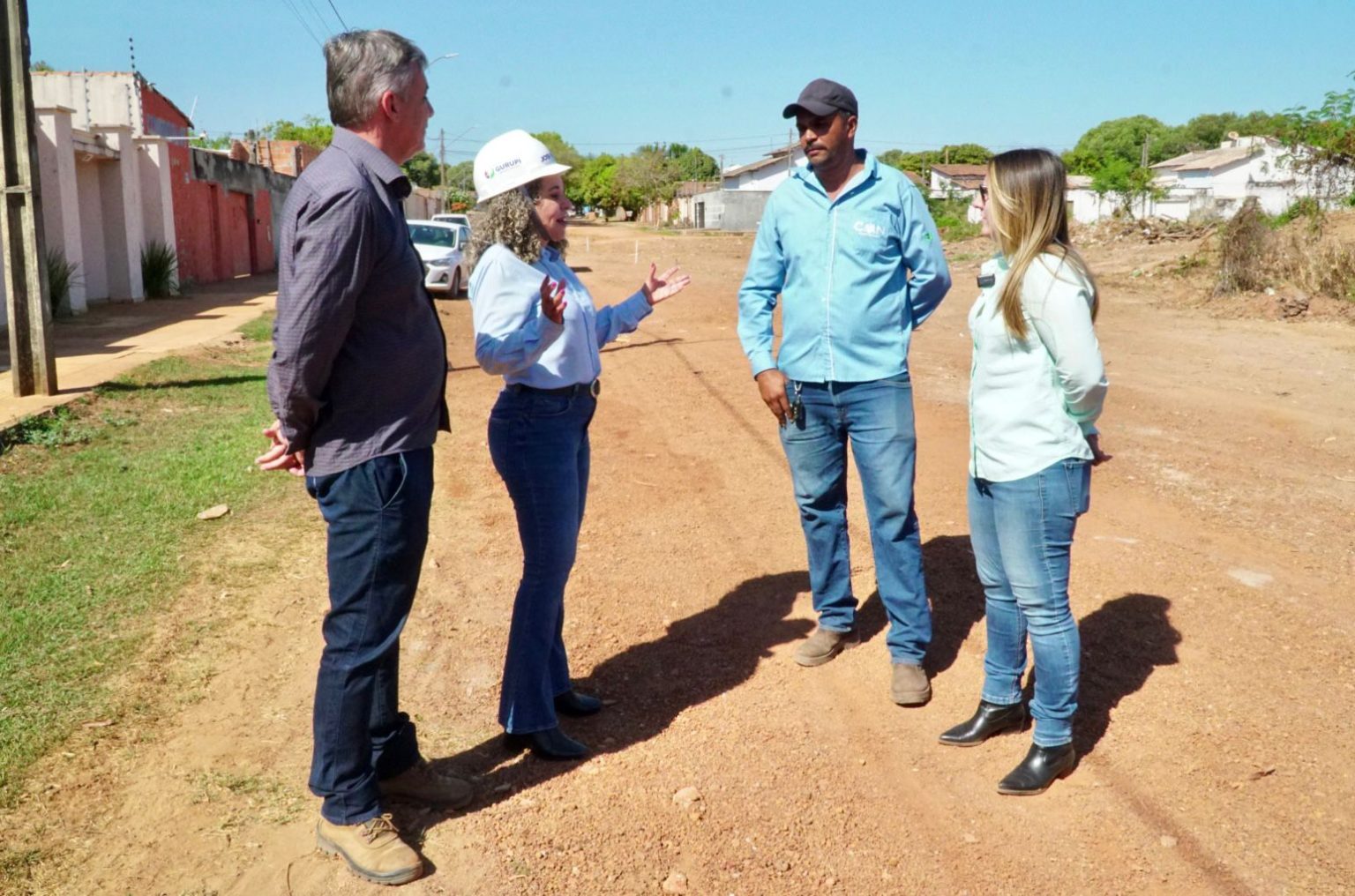 Gurupi acelera obras de infraestrutura e prefeita Josi Nunes acompanha frentes de trabalho