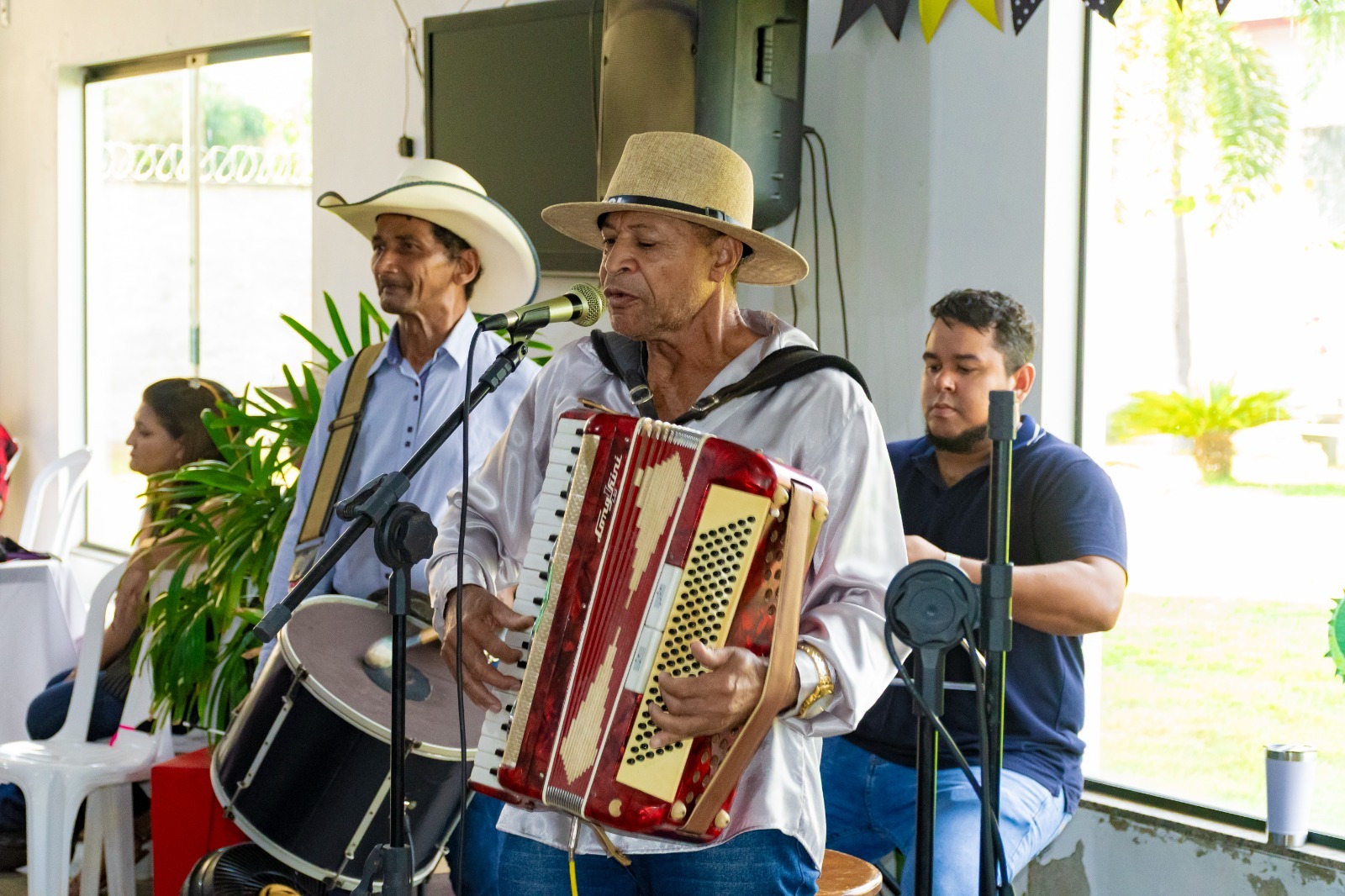 Forró retorna ao CCI de Paraíso do Tocantins com música, homenagens e celebração ao Dia dos Pais