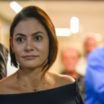 Michelle Bolsonaro chama Lula de “cachaceiro” em evento do PL e afirma que Jair Bolsonaro “vai voltar” à Presidência
