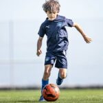 Da Capital ao Mundo: Menino de 9 anos de Palmas brilha na Europa e conquista título internacional de futebol