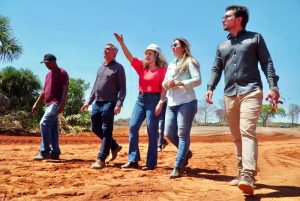 Gurupi acelera obras de infraestrutura e prefeita Josi Nunes acompanha frentes de trabalho