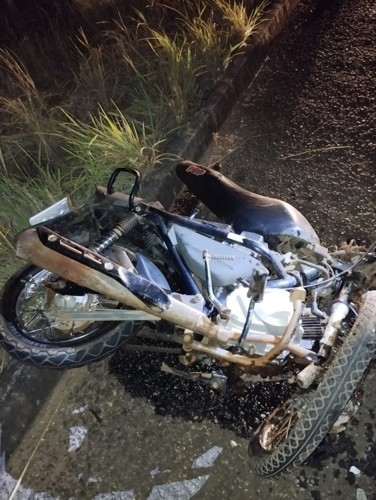 Acidente entre motocicleta e carro de passeio deixa uma pessoa morta na TO-222, no norte do Estado Acidente entre motocicleta e carro de passeio deixa uma pessoa morta na TO-222, no norte do Estado