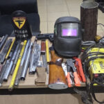 PM desarticula fábrica clandestina de armas em Alvorada e prende suspeito