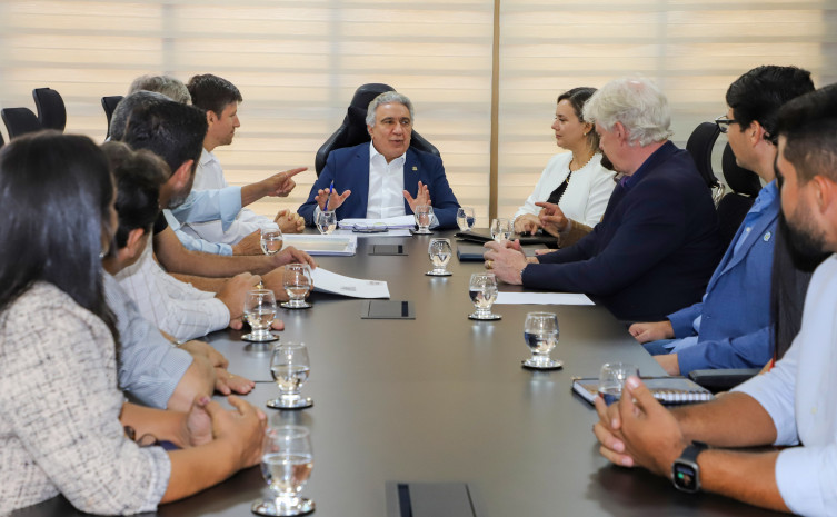 Governador Laurez Moreira recebe representantes do turismo e anuncia prioridade para o setor no Tocantins