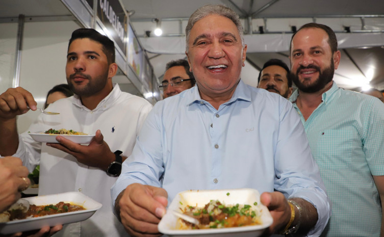 Governador Laurez Moreira prestigia Festival do Chambari em Paraíso e Marcha para Jesus em Pium