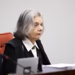 STF retoma julgamento de Bolsonaro e aliados; voto de Cármen Lúcia pode ser decisivo