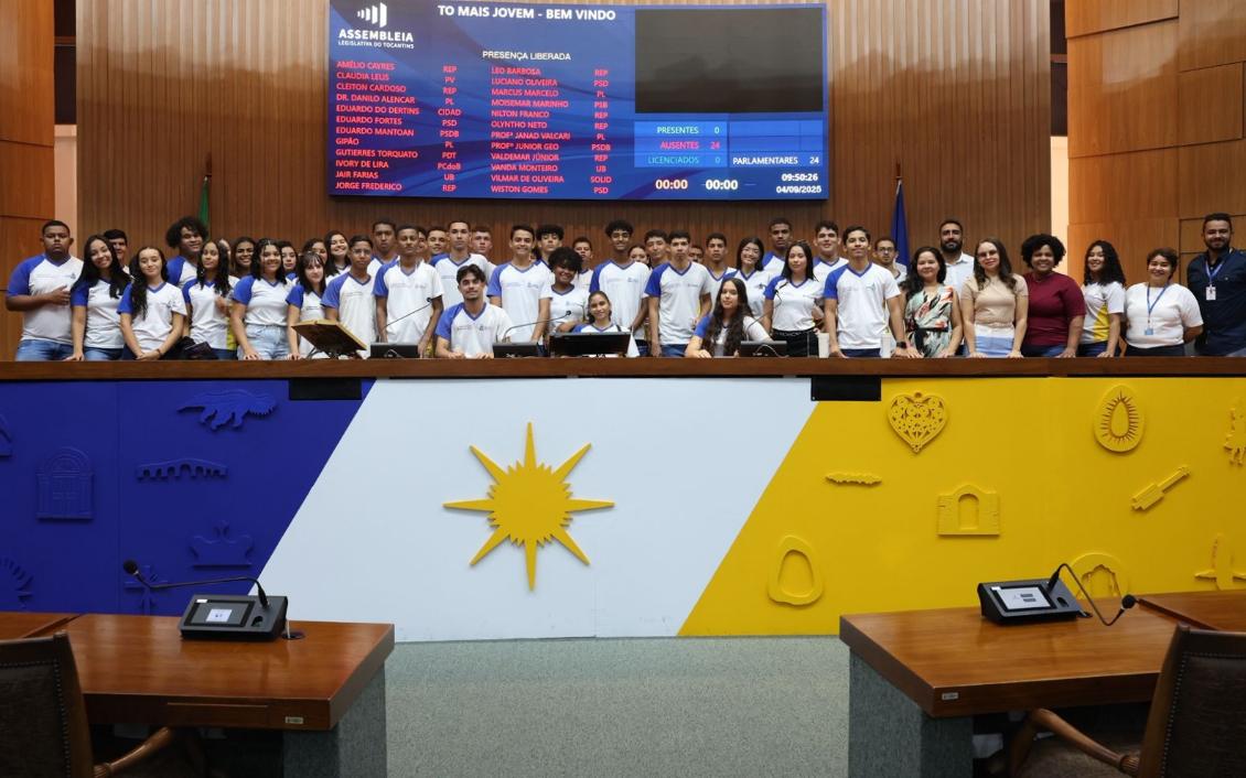 Estudantes do ensino médio de Pium vivenciam plenário da Assembleia Legislativa do Tocantins