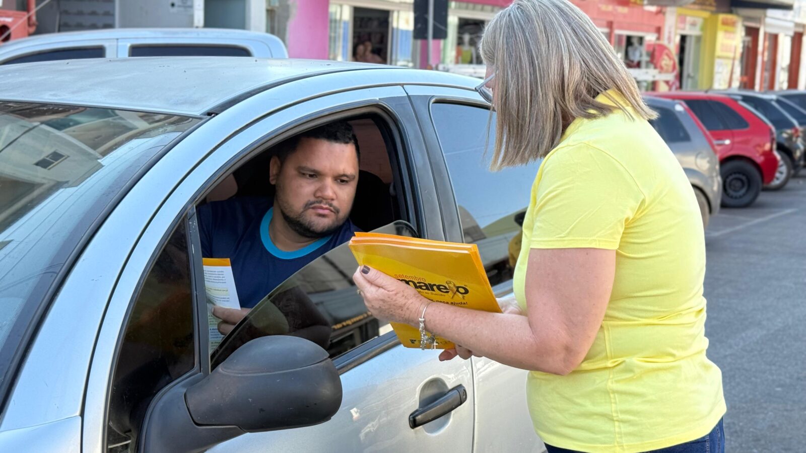 Secretaria de Saúde de Paraíso realiza blitz educativa em alusão ao Setembro Amarelo
