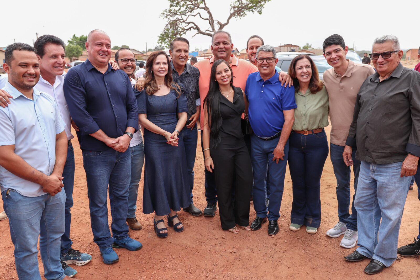 Senador Eduardo Gomes defende união e anuncia investimentos em grande encontro com lideranças do Vale do Araguaia