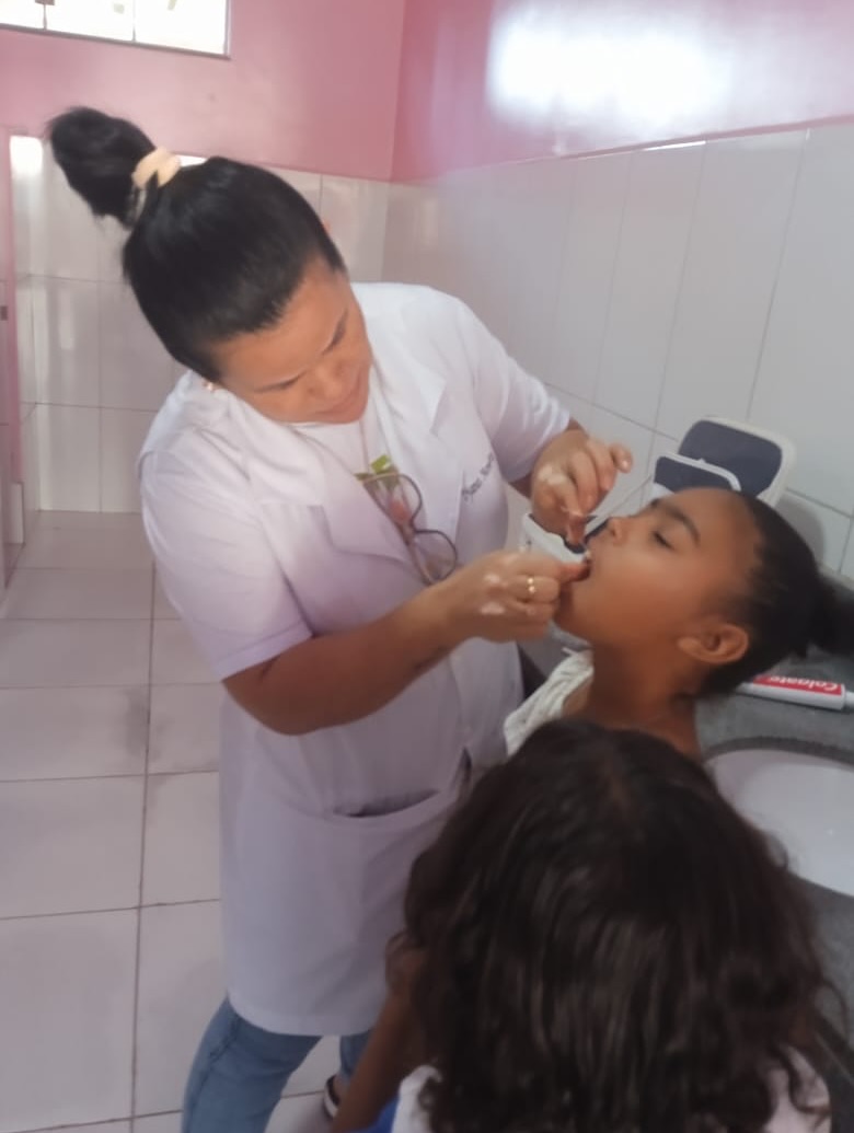 Lagoa da Confusão leva ações de prevenção em saúde bucal para crianças das escolas municipais